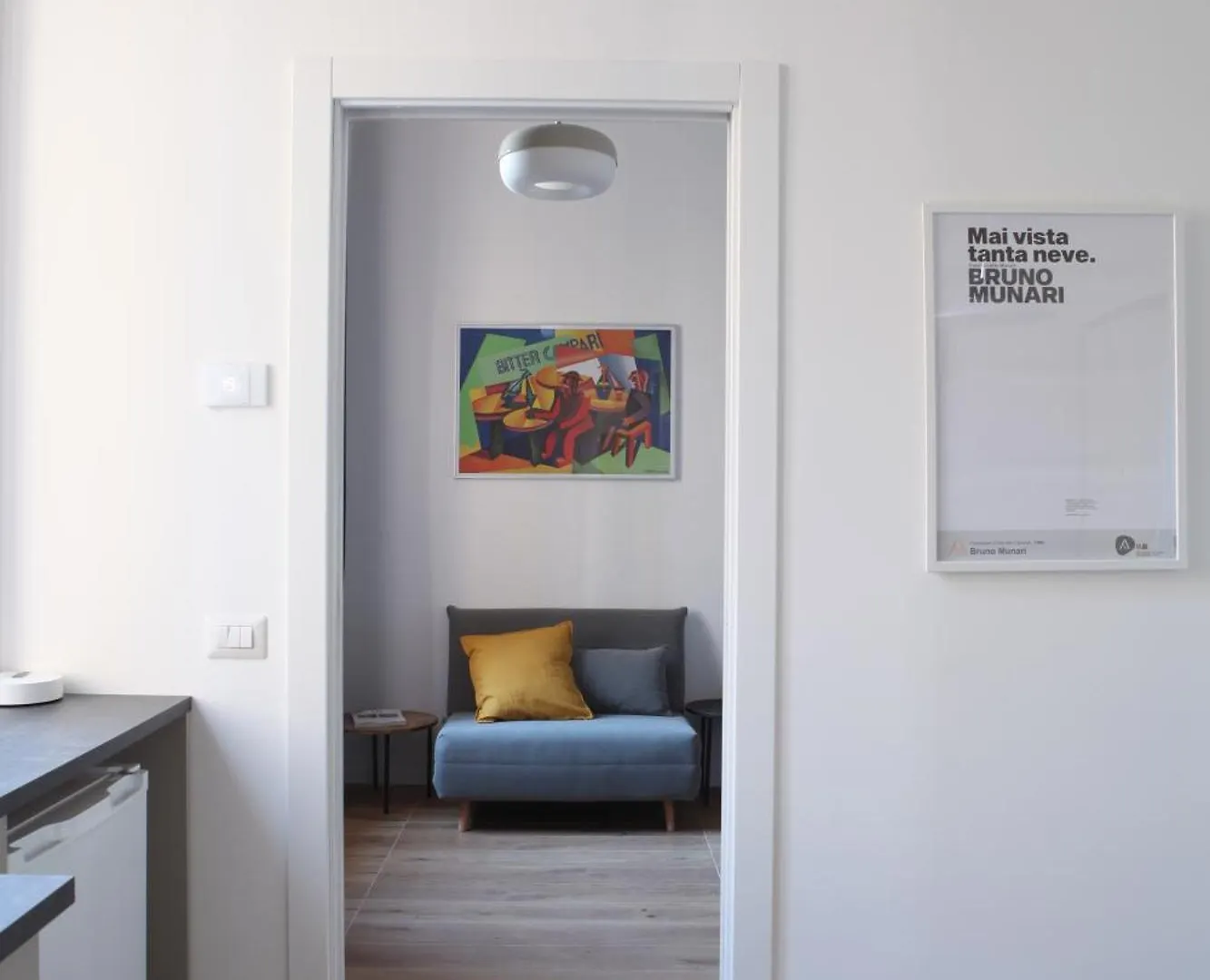 Modern Apartment Close To Metro location